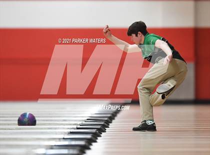 Thumbnail 3 in LHSAA Bowling Playoffs (Round 1, 9AM , Kenner Lanes) photogallery.