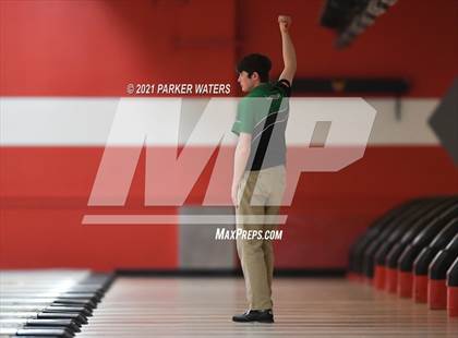 Thumbnail 2 in LHSAA Bowling Playoffs (Round 1, 9AM , Kenner Lanes) photogallery.