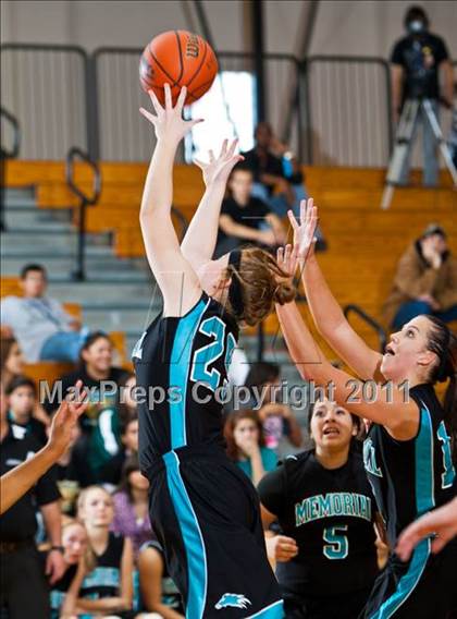 Thumbnail 3 in Pasadena Memorial vs La Porte (McDonald's Texas Invitational) photogallery.
