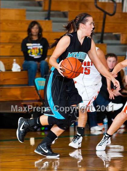 Thumbnail 2 in Pasadena Memorial vs La Porte (McDonald's Texas Invitational) photogallery.