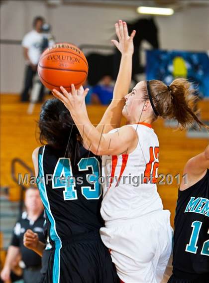 Thumbnail 1 in Pasadena Memorial vs La Porte (McDonald's Texas Invitational) photogallery.