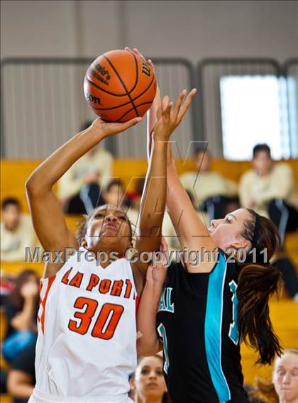 Thumbnail 3 in Pasadena Memorial vs La Porte (McDonald's Texas Invitational) photogallery.