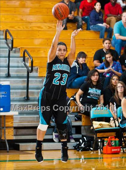 Thumbnail 2 in Pasadena Memorial vs La Porte (McDonald's Texas Invitational) photogallery.