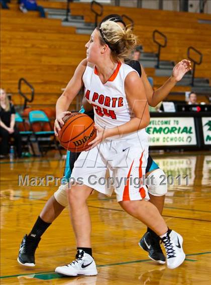 Thumbnail 2 in Pasadena Memorial vs La Porte (McDonald's Texas Invitational) photogallery.