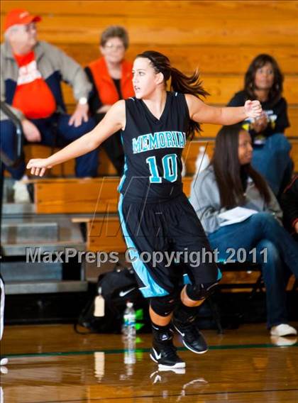 Thumbnail 2 in Pasadena Memorial vs La Porte (McDonald's Texas Invitational) photogallery.