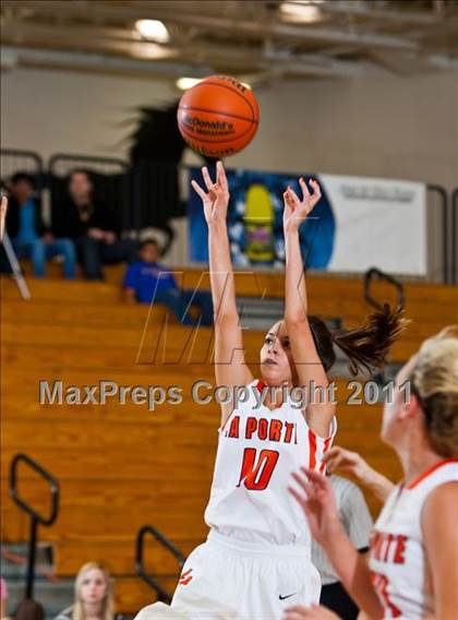 Thumbnail 3 in Pasadena Memorial vs La Porte (McDonald's Texas Invitational) photogallery.