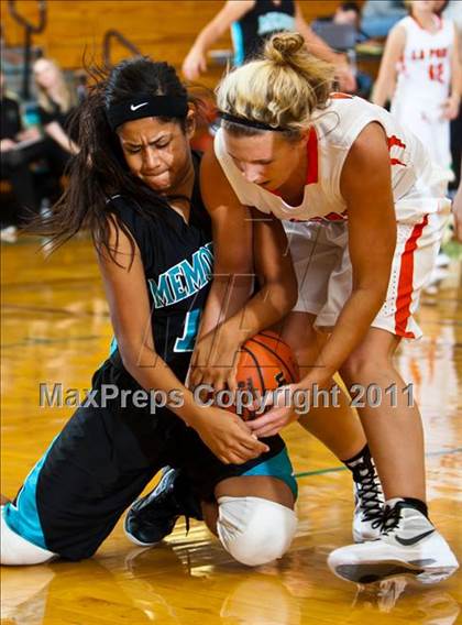Thumbnail 1 in Pasadena Memorial vs La Porte (McDonald's Texas Invitational) photogallery.