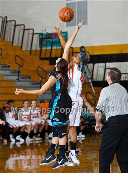 Thumbnail 3 in Pasadena Memorial vs La Porte (McDonald's Texas Invitational) photogallery.