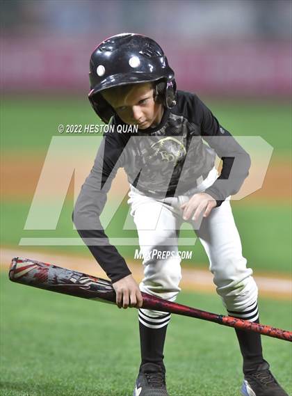 Thumbnail 1 in Yorba Linda vs.El Dorado photogallery.
