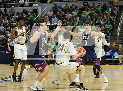 Thumbnail 2 in St. Thomas More vs. De La Salle (LHSAA 3A/4A Marsh Madness Final) photogallery.