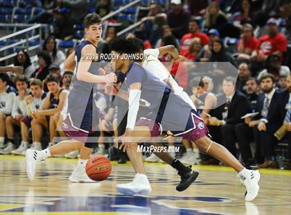 Thumbnail 3 in St. Thomas More vs. De La Salle (LHSAA 3A/4A Marsh Madness Final) photogallery.