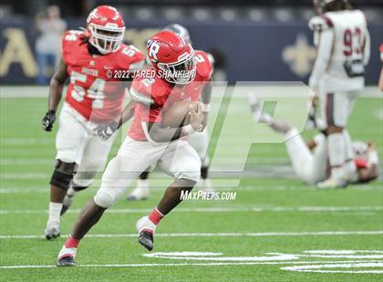 Thumbnail 1 in Ruston vs. Destrehan(LHSAA Division I Non-Select Final) photogallery.