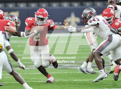 Thumbnail 2 in Ruston vs. Destrehan(LHSAA Division I Non-Select Final) photogallery.
