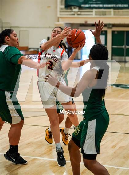 Thumbnail 2 in California vs. St. Patrick-St. Vincent (Contra Costa Challenge) photogallery.