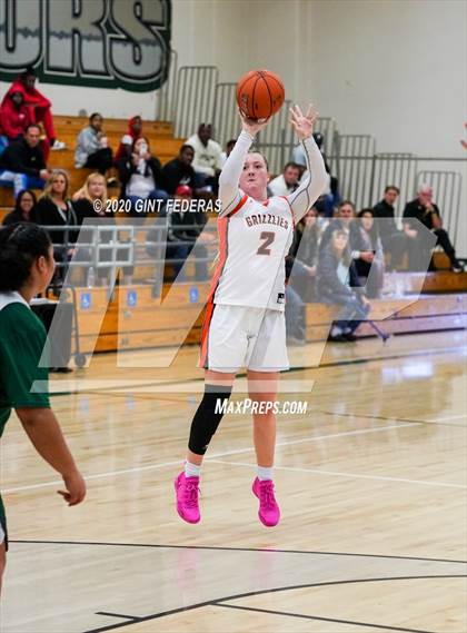 Thumbnail 2 in California vs. St. Patrick-St. Vincent (Contra Costa Challenge) photogallery.