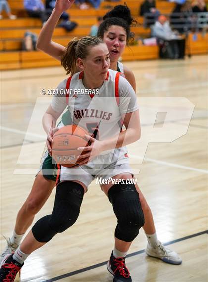Thumbnail 3 in California vs. St. Patrick-St. Vincent (Contra Costa Challenge) photogallery.