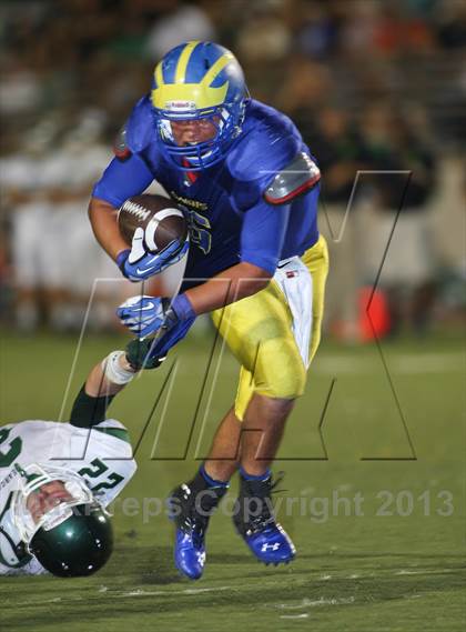 Thumbnail 3 in Bonita vs. San Dimas photogallery.