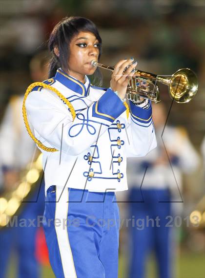 Thumbnail 2 in Bonita vs. San Dimas photogallery.