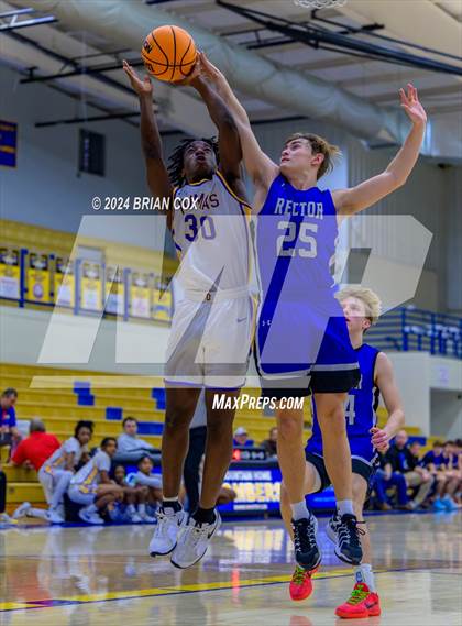 Thumbnail 3 in Dumas vs Rector (Atlas Asphalt Holiday Classic) photogallery.