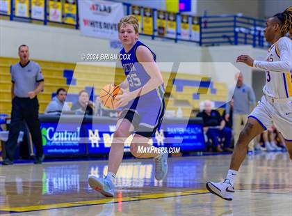 Thumbnail 1 in Dumas vs Rector (Atlas Asphalt Holiday Classic) photogallery.