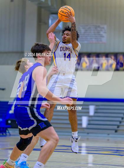 Thumbnail 1 in Dumas vs Rector (Atlas Asphalt Holiday Classic) photogallery.
