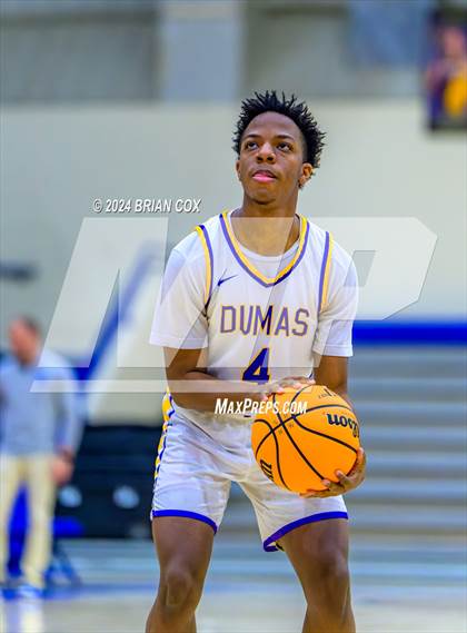 Thumbnail 1 in Dumas vs Rector (Atlas Asphalt Holiday Classic) photogallery.