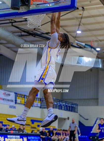 Thumbnail 1 in Dumas vs Rector (Atlas Asphalt Holiday Classic) photogallery.