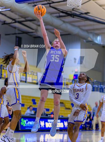 Thumbnail 1 in Dumas vs Rector (Atlas Asphalt Holiday Classic) photogallery.