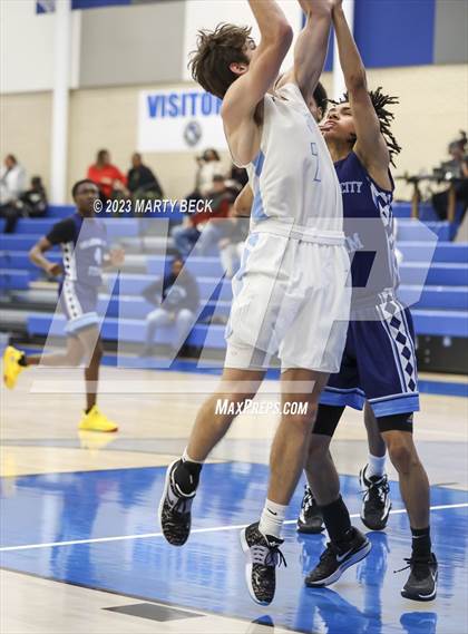 Thumbnail 2 in Oklahoma City Storm vs Link Academy (Bill Rowe's Queen City Showcase) photogallery.