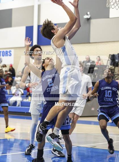 Thumbnail 3 in Oklahoma City Storm vs Link Academy (Bill Rowe's Queen City Showcase) photogallery.