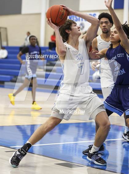 Thumbnail 1 in Oklahoma City Storm vs Link Academy (Bill Rowe's Queen City Showcase) photogallery.