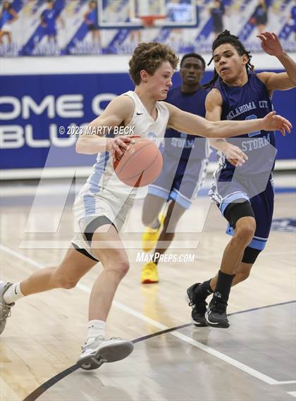 Thumbnail 3 in Oklahoma City Storm vs Link Academy (Bill Rowe's Queen City Showcase) photogallery.