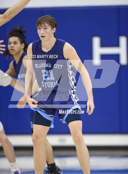 Thumbnail 3 in Oklahoma City Storm vs Link Academy (Bill Rowe's Queen City Showcase) photogallery.