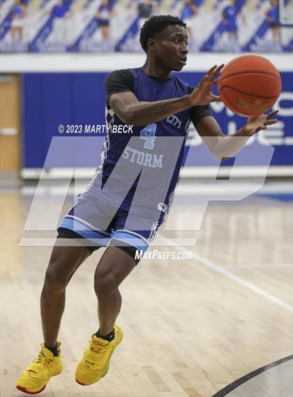 Thumbnail 3 in Oklahoma City Storm vs Link Academy (Bill Rowe's Queen City Showcase) photogallery.