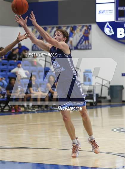Thumbnail 2 in Oklahoma City Storm vs Link Academy (Bill Rowe's Queen City Showcase) photogallery.