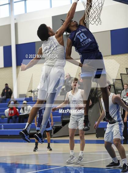 Thumbnail 3 in Oklahoma City Storm vs Link Academy (Bill Rowe's Queen City Showcase) photogallery.