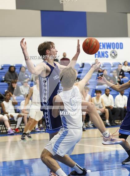 Thumbnail 2 in Oklahoma City Storm vs Link Academy (Bill Rowe's Queen City Showcase) photogallery.