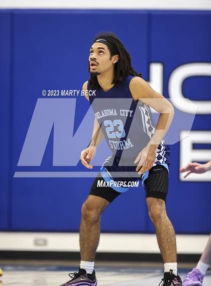 Thumbnail 2 in Oklahoma City Storm vs Link Academy (Bill Rowe's Queen City Showcase) photogallery.
