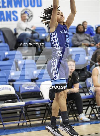 Thumbnail 2 in Oklahoma City Storm vs Link Academy (Bill Rowe's Queen City Showcase) photogallery.
