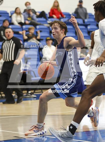 Thumbnail 2 in Oklahoma City Storm vs Link Academy (Bill Rowe's Queen City Showcase) photogallery.