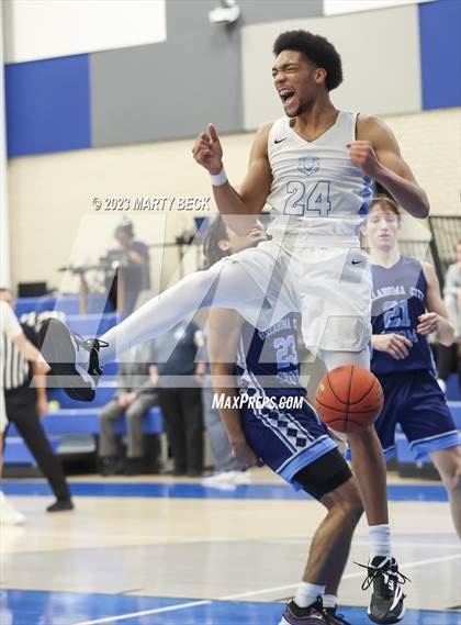 Thumbnail 3 in Oklahoma City Storm vs Link Academy (Bill Rowe's Queen City Showcase) photogallery.