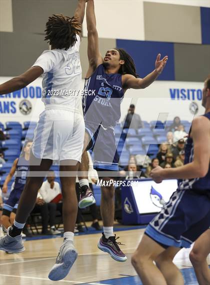 Thumbnail 3 in Oklahoma City Storm vs Link Academy (Bill Rowe's Queen City Showcase) photogallery.