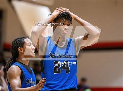 Thumbnail 2 in Seventy-First vs Westover (2023 Cumberland County Schools Holiday Classic Tournament) photogallery.