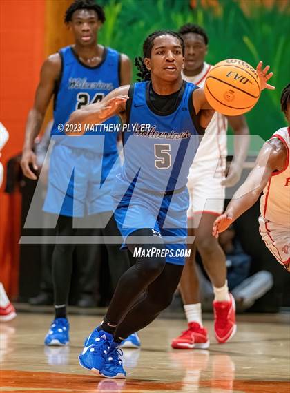 Thumbnail 1 in Seventy-First vs Westover (2023 Cumberland County Schools Holiday Classic Tournament) photogallery.
