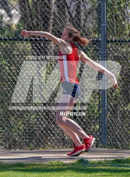 Thumbnail 3 in Apex Lions' Relays photogallery.