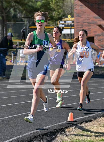 Thumbnail 2 in Apex Lions' Relays photogallery.