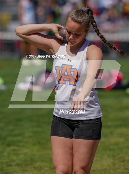 Thumbnail 3 in Apex Lions' Relays photogallery.