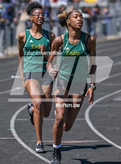 Thumbnail 3 in Apex Lions' Relays photogallery.