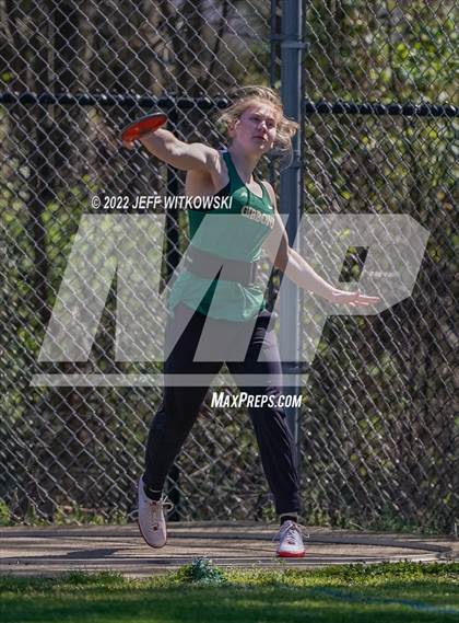 Thumbnail 1 in Apex Lions' Relays photogallery.