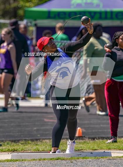 Thumbnail 1 in Apex Lions' Relays photogallery.